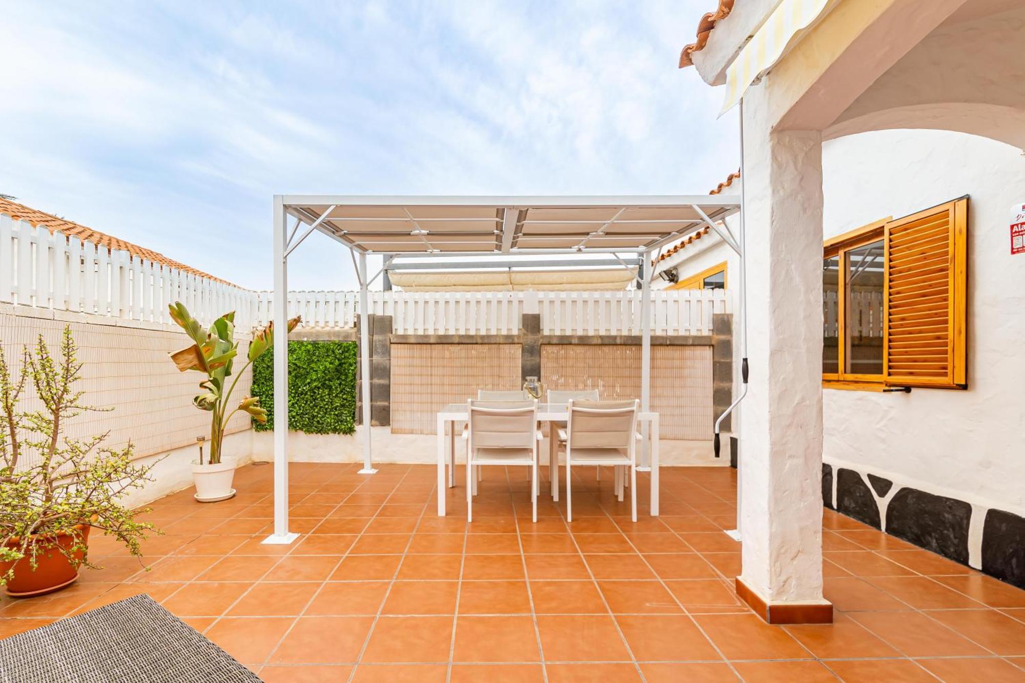 Canarian Holiday Home - Sunset Bungalow In Playa Del Ingles San Bartolomé Exteriör bild