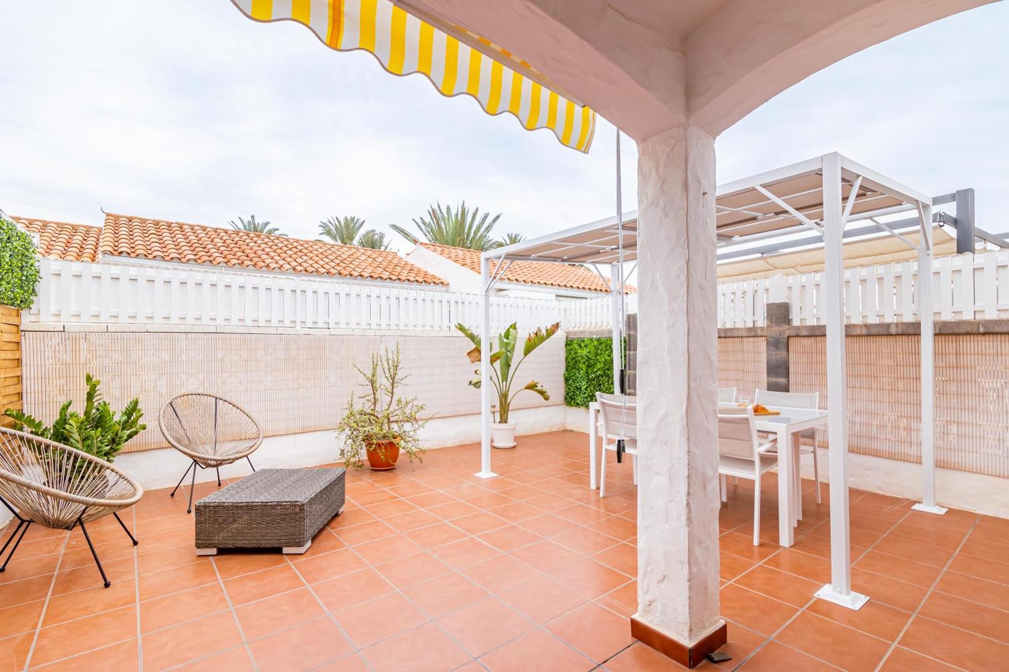 Canarian Holiday Home - Sunset Bungalow In Playa Del Ingles San Bartolomé Exteriör bild